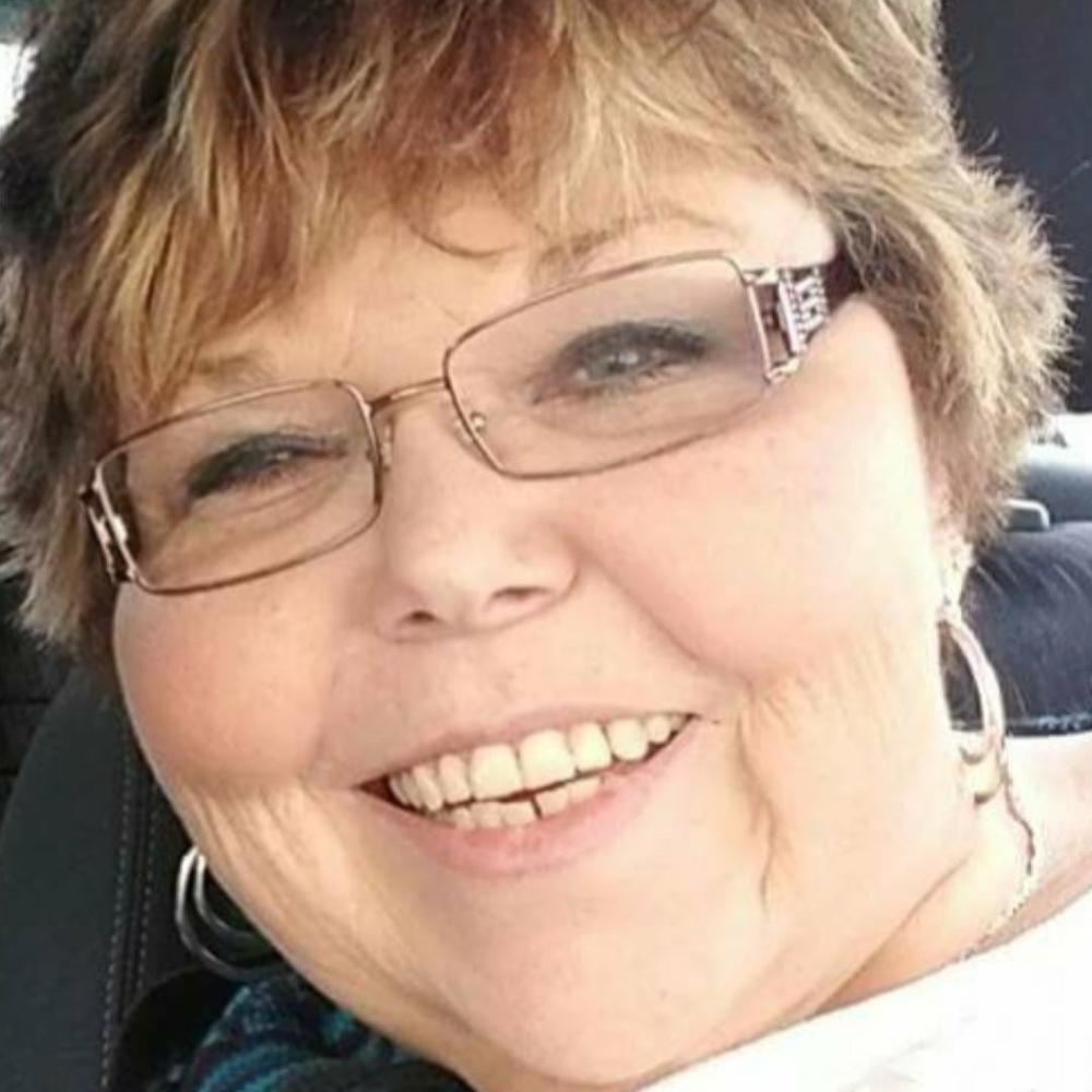 Meet your Posher, Paula